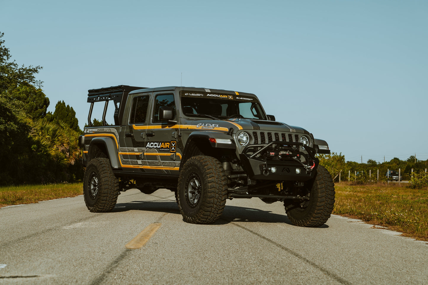 Jeep Gladiator (Jt, Mojave) 2020 – Present 4.0" Upgraded Dynamic Lift Kit With Piggyback Shocks