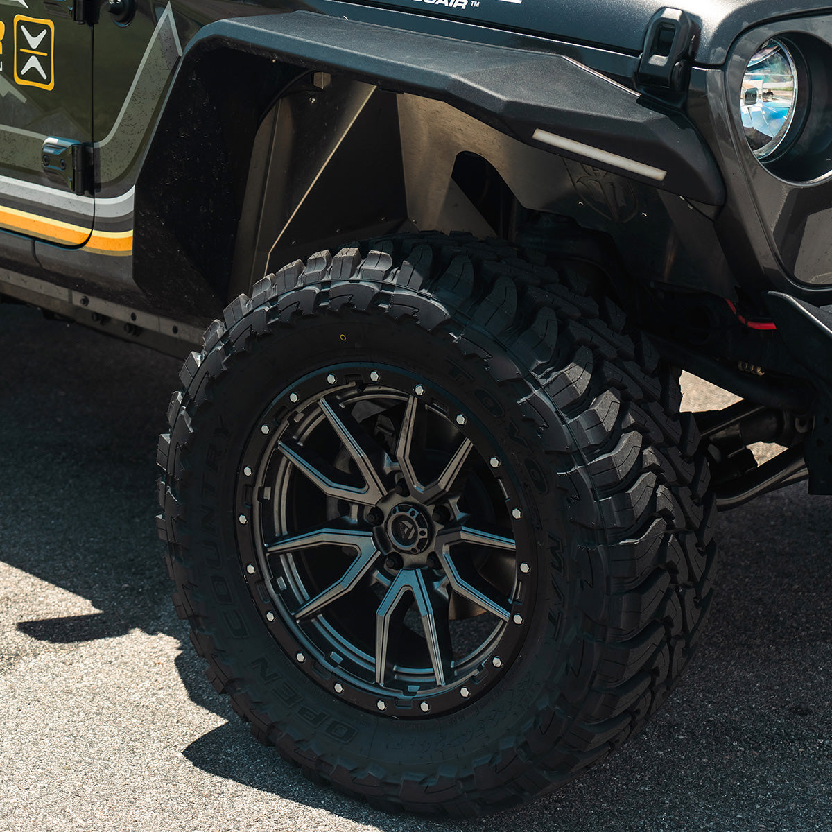 Jeep Wrangler (Jl) 2018 – Present  3.5" Upgraded Dynamic Lift Kits With Piggyback Shocks