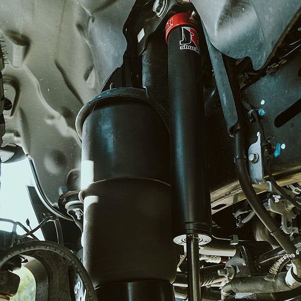 AccuAir Air Suspension System 4" Dynamic Lift Kit for 2020-24 Jeep Gladiator JT (3.6L Gas) AA-4279